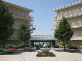 900 S Donner Way APT 103, Salt Lake City, UT 84108