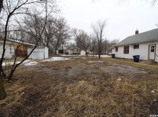 423 1st Street W, Shaunavon, SK S0N 2M0