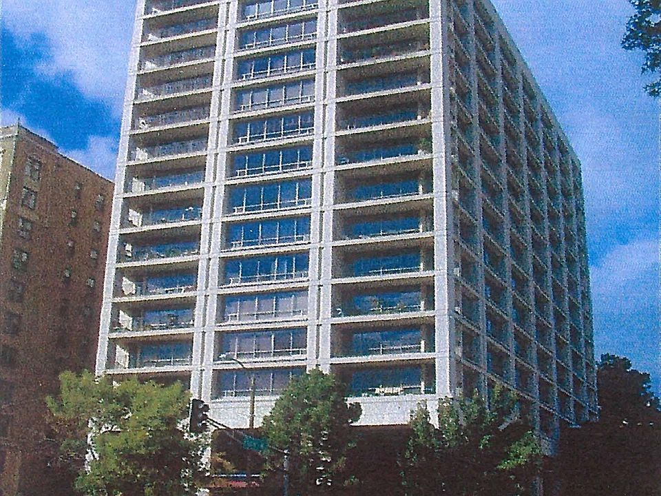 1st image of 4501 Lindell Blvd APT 9C