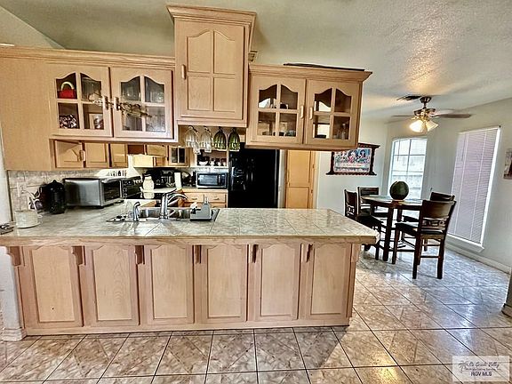 2nd image of 2406 Las Brisas Blvd