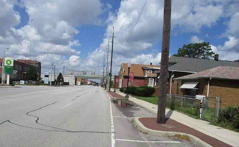 2nd image of 2257 Indianapolis Blvd