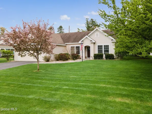 2 Knox Lane, Glens Falls, NY 12801