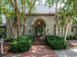 4829 W 87th St, Prairie Village, KS 66207