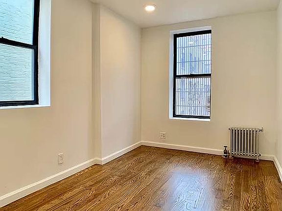5th image of 221 W 105th St APT 5RW