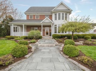 1606 Fairway Cir, Geneva, IL 60134