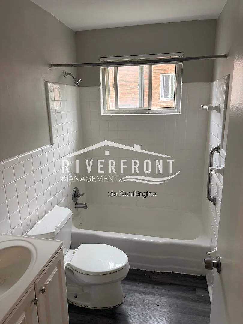 2 bed, 1.0 bath, 850 sqft, $945 — Photo 4