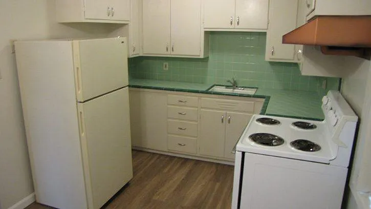 2657 Riverside Blvd #8A — Photo 9