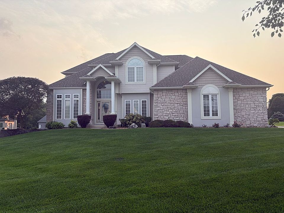 1st image of 20400 Meridian Ct