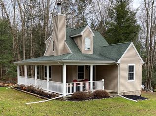 122 Well Rd, Greentown, PA 18426