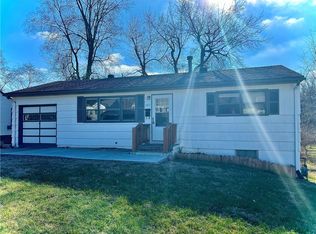 2821 NE 56th St, Kansas City, MO 64119