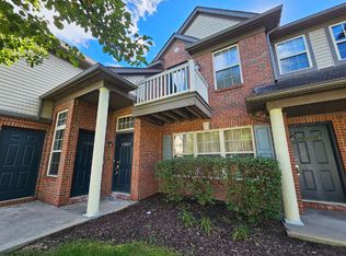32990 Redstone Dr, Chesterfield, MI 48047