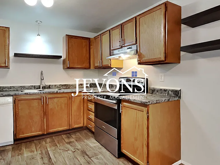 5017 S Orchard St #D — Photo 2
