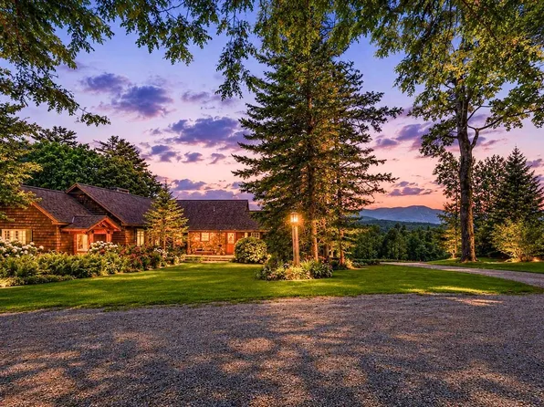 16 Heritage Drive, Sunapee, NH 03782