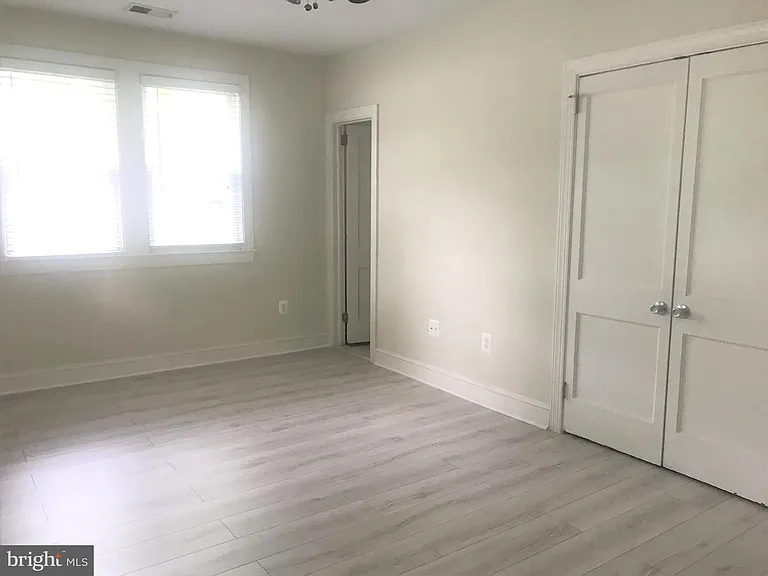 401 Commonwealth Ave #10B — Photo 30