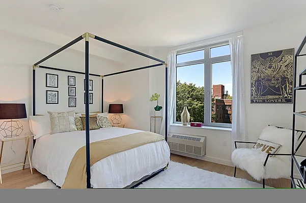 Rented by Red Apple Group | media 58