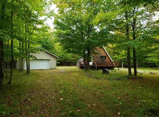 55579 Salo Rd, Hancock, MI 49930