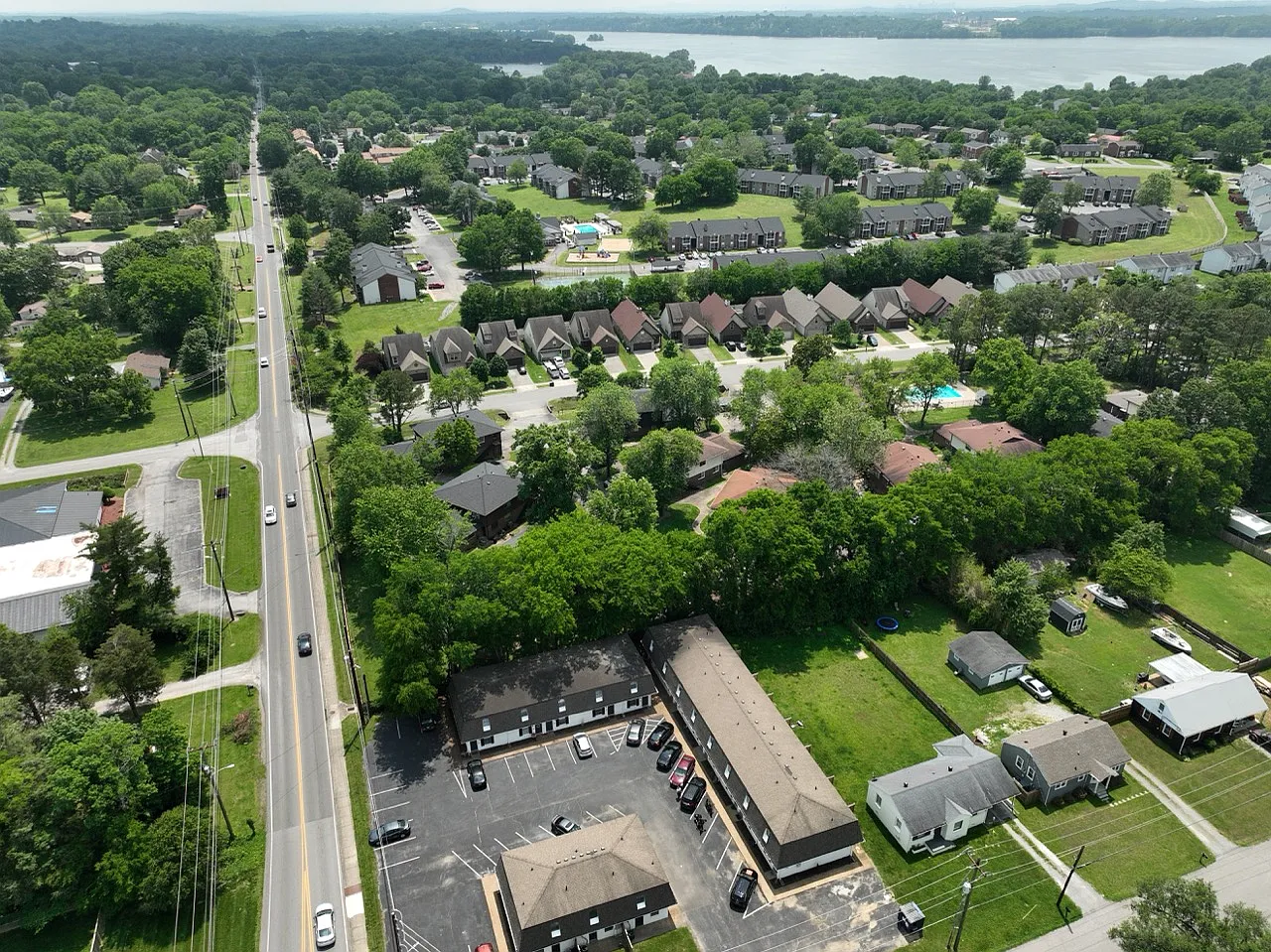 Autumn Pointe Townhomes — Photo 3