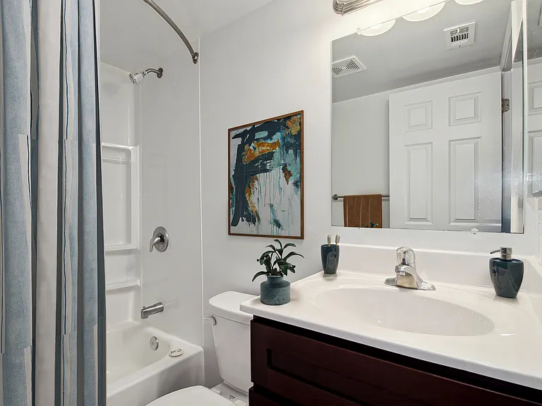 Tuscany Woods Apartments — Photo 43