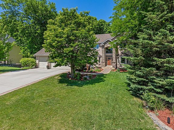 2nd image of 1228 Wildwood Way