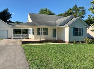 42 Duck Hawk Dr, McMinnville, TN 37110