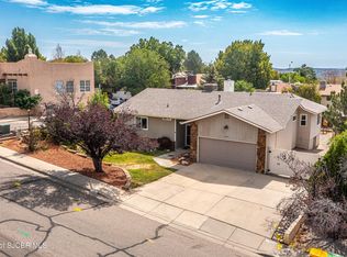 3204 N Mesa Verde Ave, Farmington, NM 87401