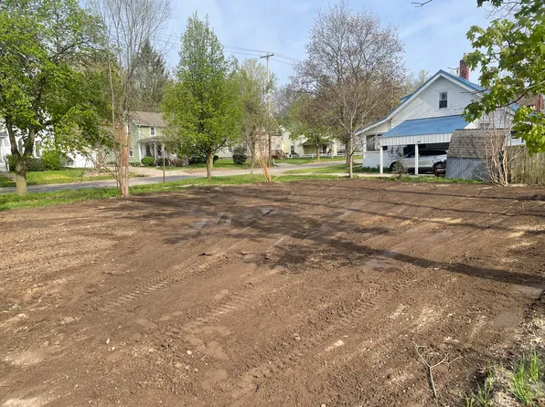 203 E High St, Hastings, MI 49058