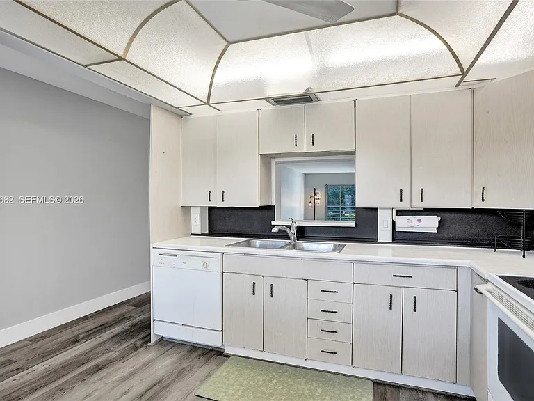 3001 Portofino Isle #K2 — Photo 12