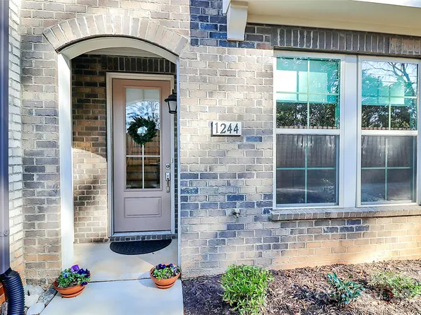1244 Madison Towns Ln, Charlotte, NC 28209