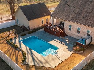 5563 Stacy Springs Rd, Springfield, TN 37172