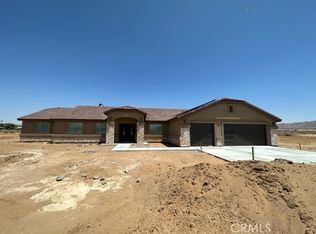 21130 South Rd, Apple Valley, CA 92307