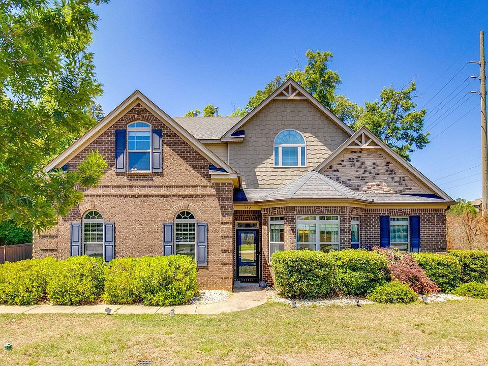 1st image of 352 Summers Trace Dr