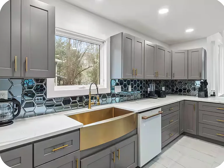 1195 Shalimar Dr NE — Photo 20