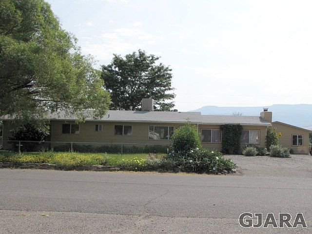 1st image of 646 Highland Dr