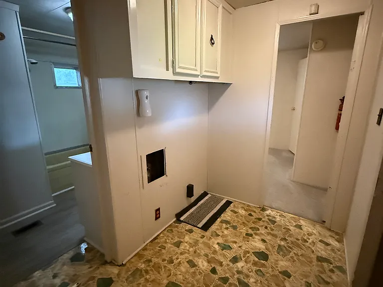 124 Margi Dr — Photo 1