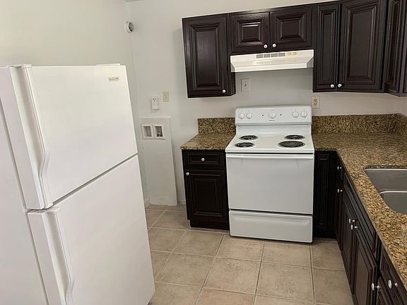 2nd image of 7056 Ponce De Leon Ave #2A
