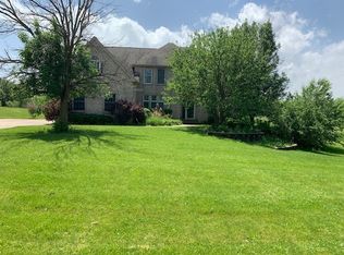 1711 Anthony Ln, Lakemoor, IL 60051