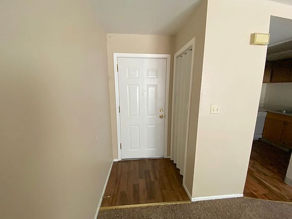 2nd image of 530 Sullivan Ln APT E