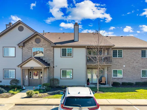 1303 Swan Pointe Blvd, Louisville, KY 40243