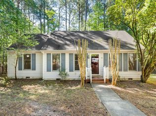 106 Laura May Ln, Chapel Hill, NC 27517