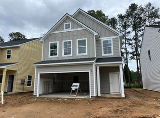 225 Central Creek Dr, Goose Creek, SC 29445