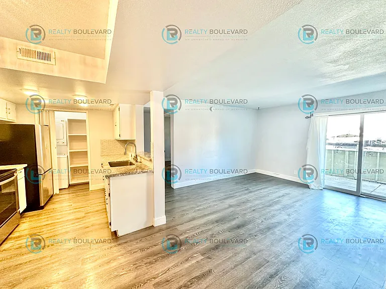 7680 Bluestone Dr #383 — Photo 17