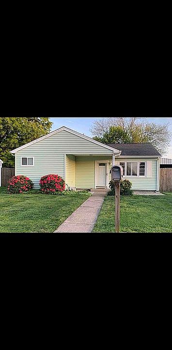 1st image of 1404 Woodcrest Dr