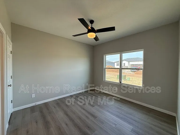 1486 S Shayla Ave — Photo 5