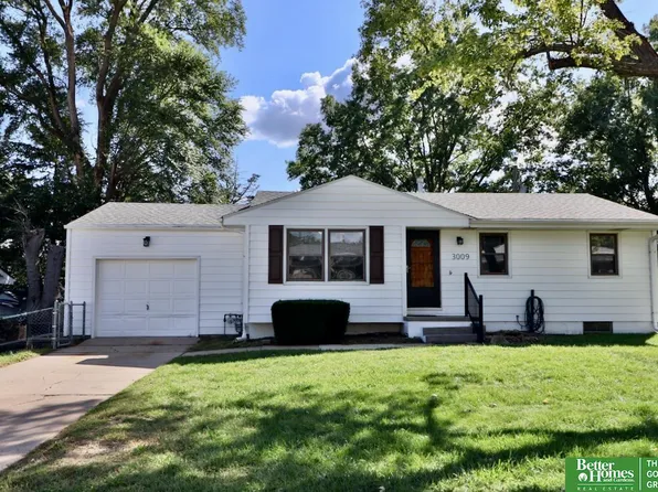 3009 Albert St, Bellevue, NE 68147
