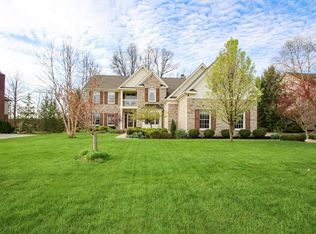 9671 Bellflower Dr, Zionsville, IN 46077