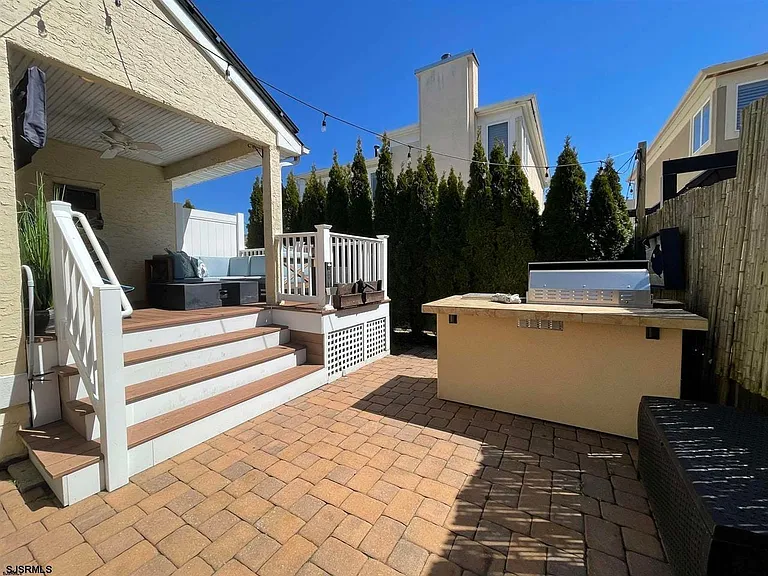 12 Seaside Ct — Photo 5