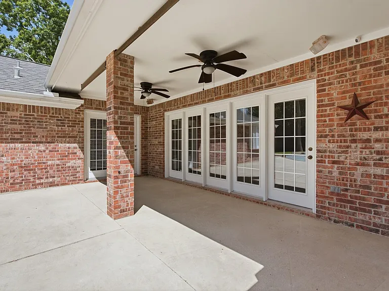 905 Winged Foot Dr — Photo 47