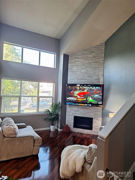 3rd image of 4818 Pointes Drive