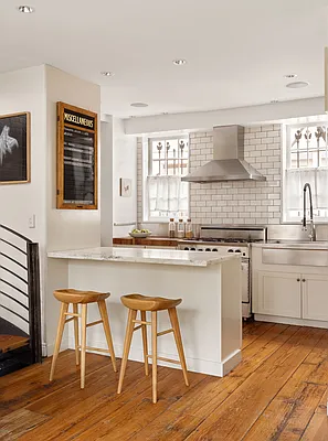 Sold by Compass | media 6