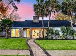 16331 Laurelfield Dr, Houston, TX 77059